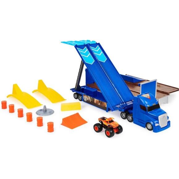 Monster Jam, Transforming Hauler Playset and Storage with Exclusive - Picture 5 of 7